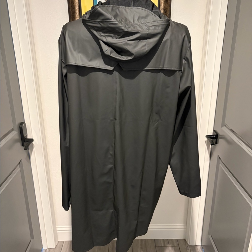 Rains Black Mens Rain Trench Coat with Hood - Picture 3 of 5